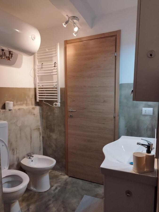 The First Luccoli Garibaldi Rolli Apartment Genoa Luaran gambar