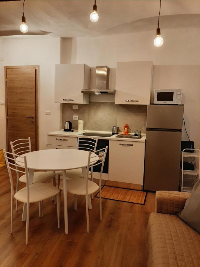 The First Luccoli Garibaldi Rolli Apartment Genoa Luaran gambar