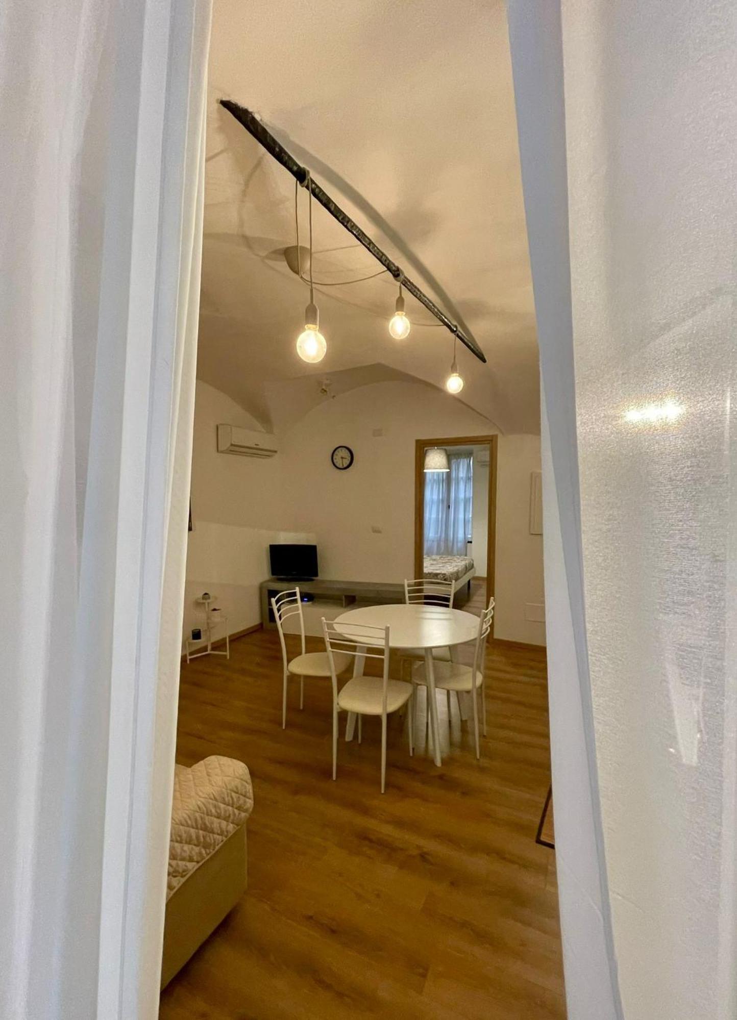 The First Luccoli Garibaldi Rolli Apartment Genoa Luaran gambar